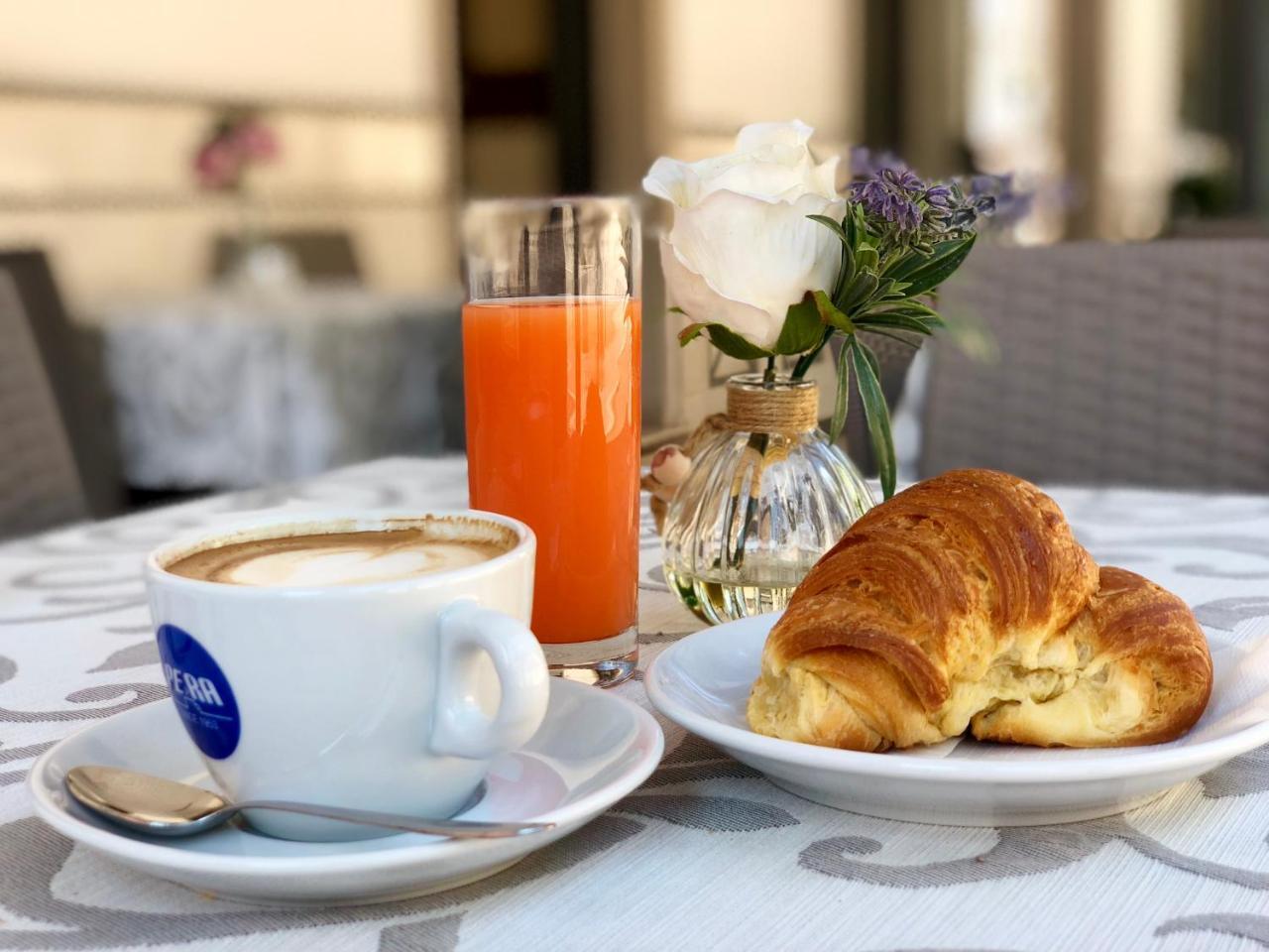 Hotel Sollievo - San Gennaro San Giovanni Rotondo Eksteriør bilde