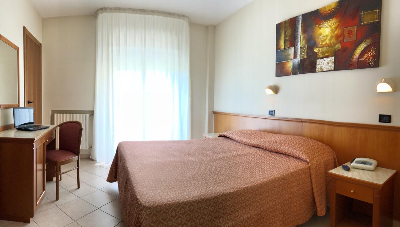 Hotel Sollievo - San Gennaro San Giovanni Rotondo Eksteriør bilde
